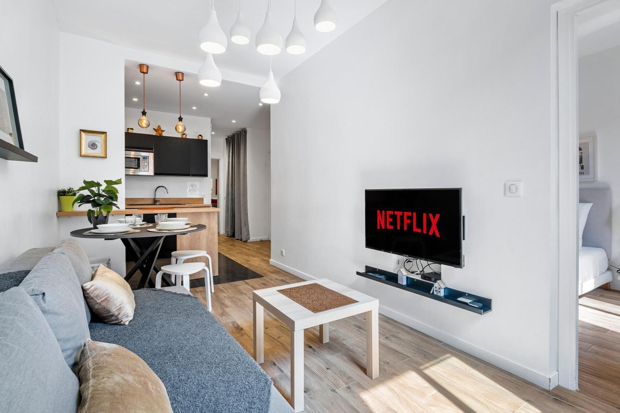 Apartment Renting - Rossetti - Modern Haven Heart Of Old *